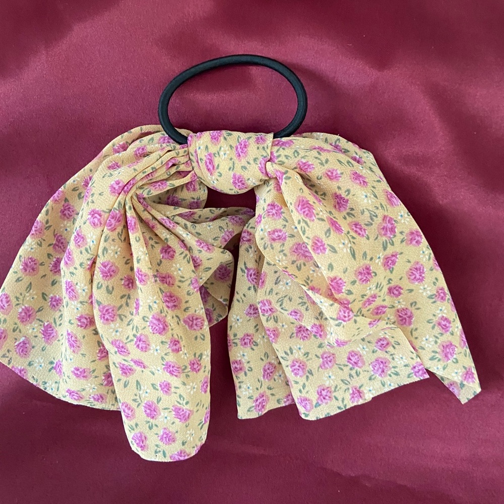 💕Last one Influencer Floral Hair Tie Scrunchies - Picture 4 of 6